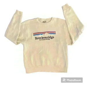 Breckenridge Colorado pale yellow Embroidered Sweatshirt Size Small